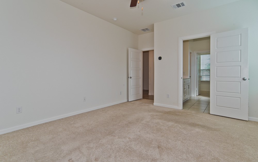 4742 Crestwood Drive Haltom City TX 76137