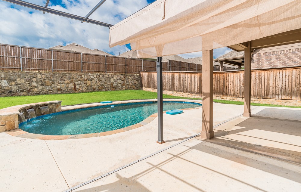 4742 Crestwood Drive Haltom City TX 76137
