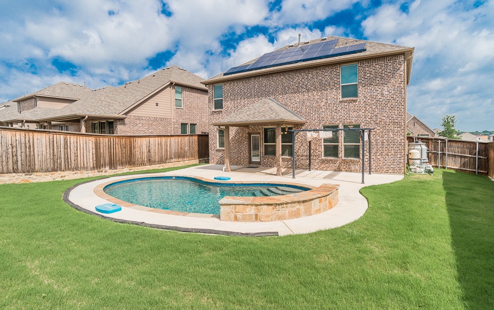 4742 Crestwood Drive Haltom City TX 76137