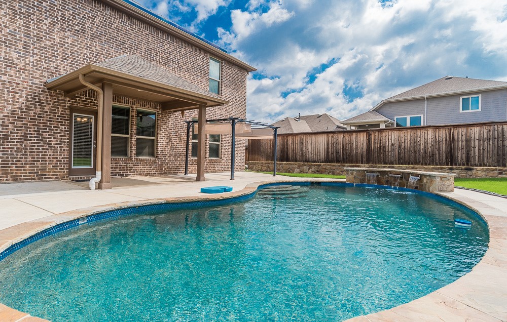 4742 Crestwood Drive Haltom City TX 76137
