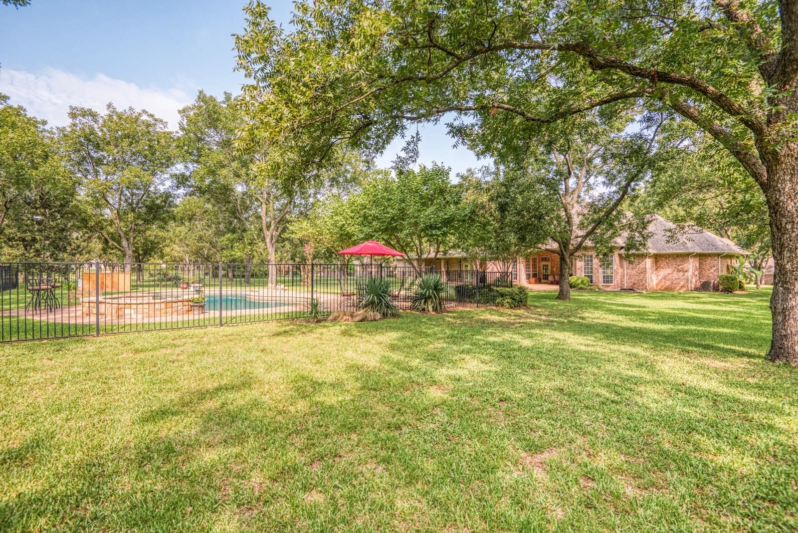 7405 Fox Fire Court Granbury TX 76049