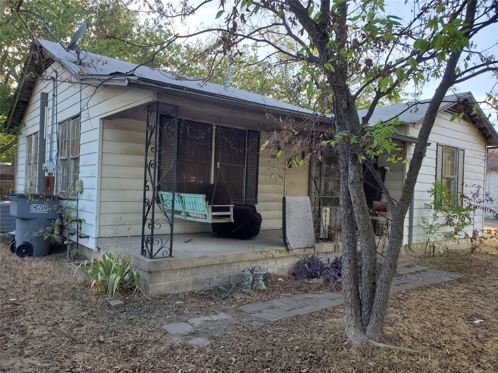 3355 Sherwood Avenue Lancaster TX 75134