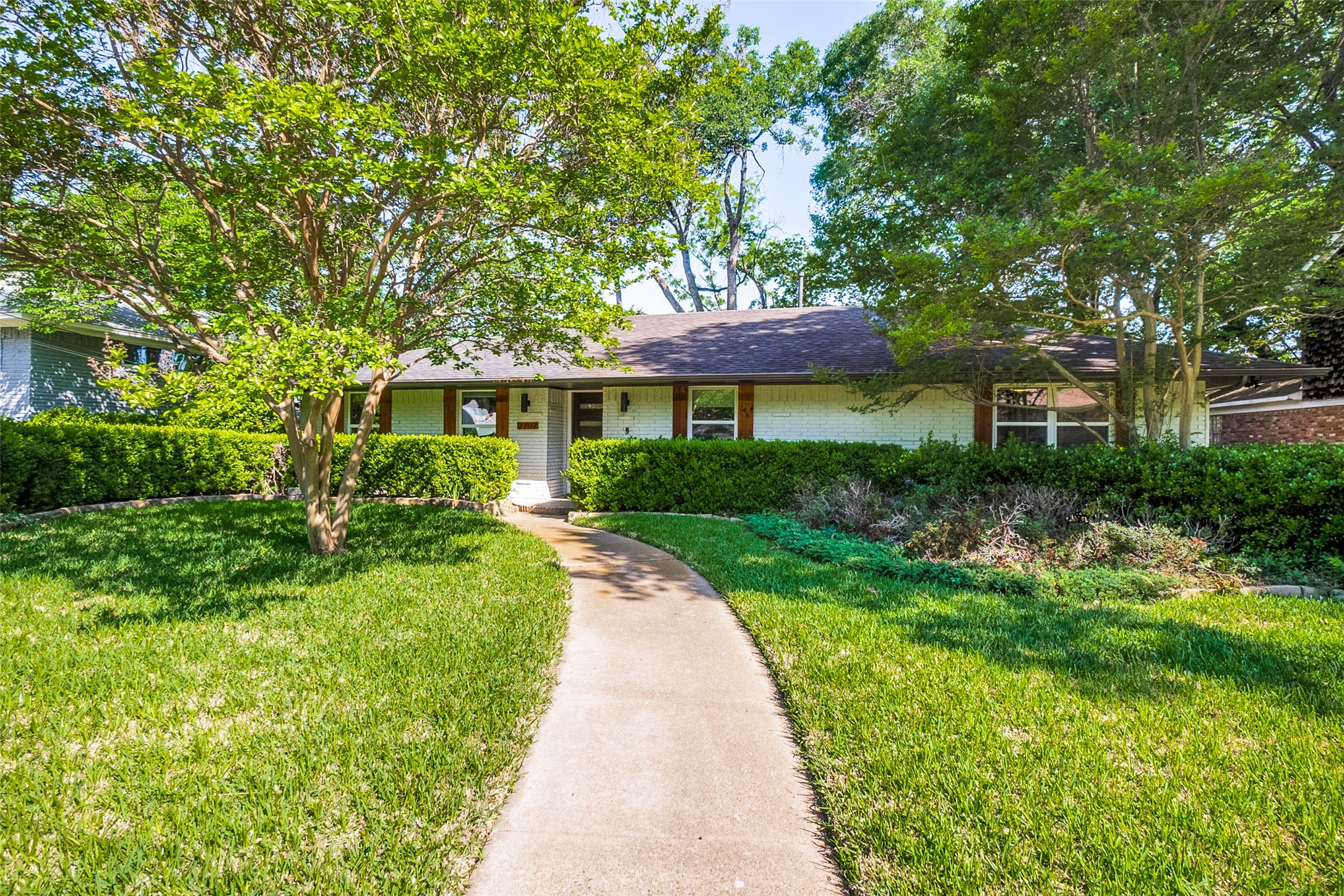 2702 Ripplewood Drive Dallas TX 75228