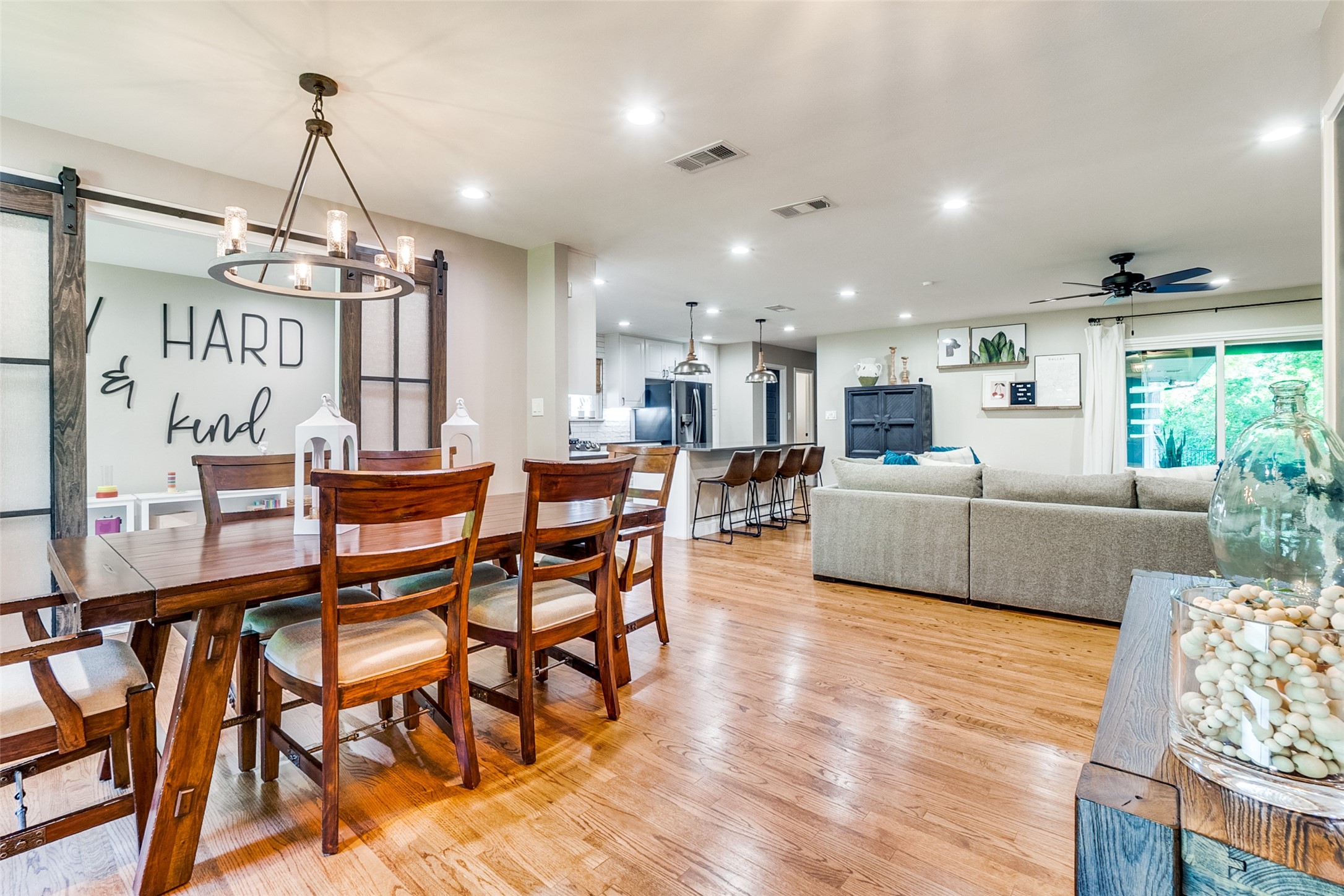 2702 Ripplewood Drive Dallas TX 75228