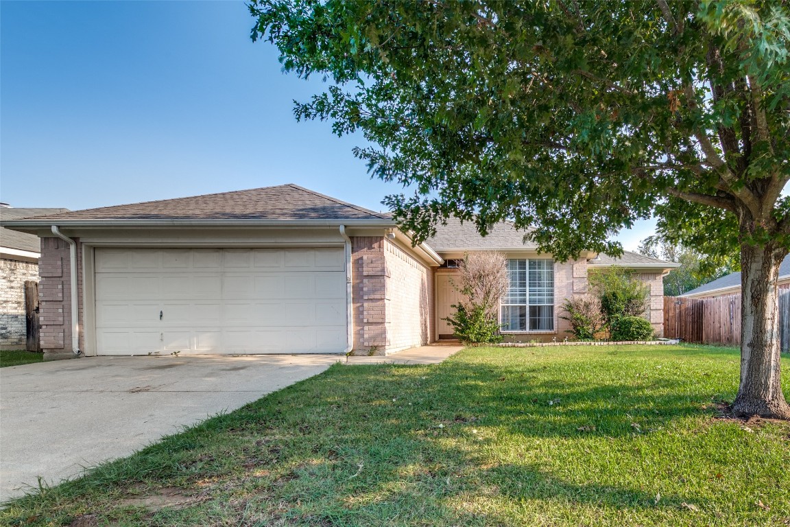 2805 Yorkfield Court Arlington TX 76001