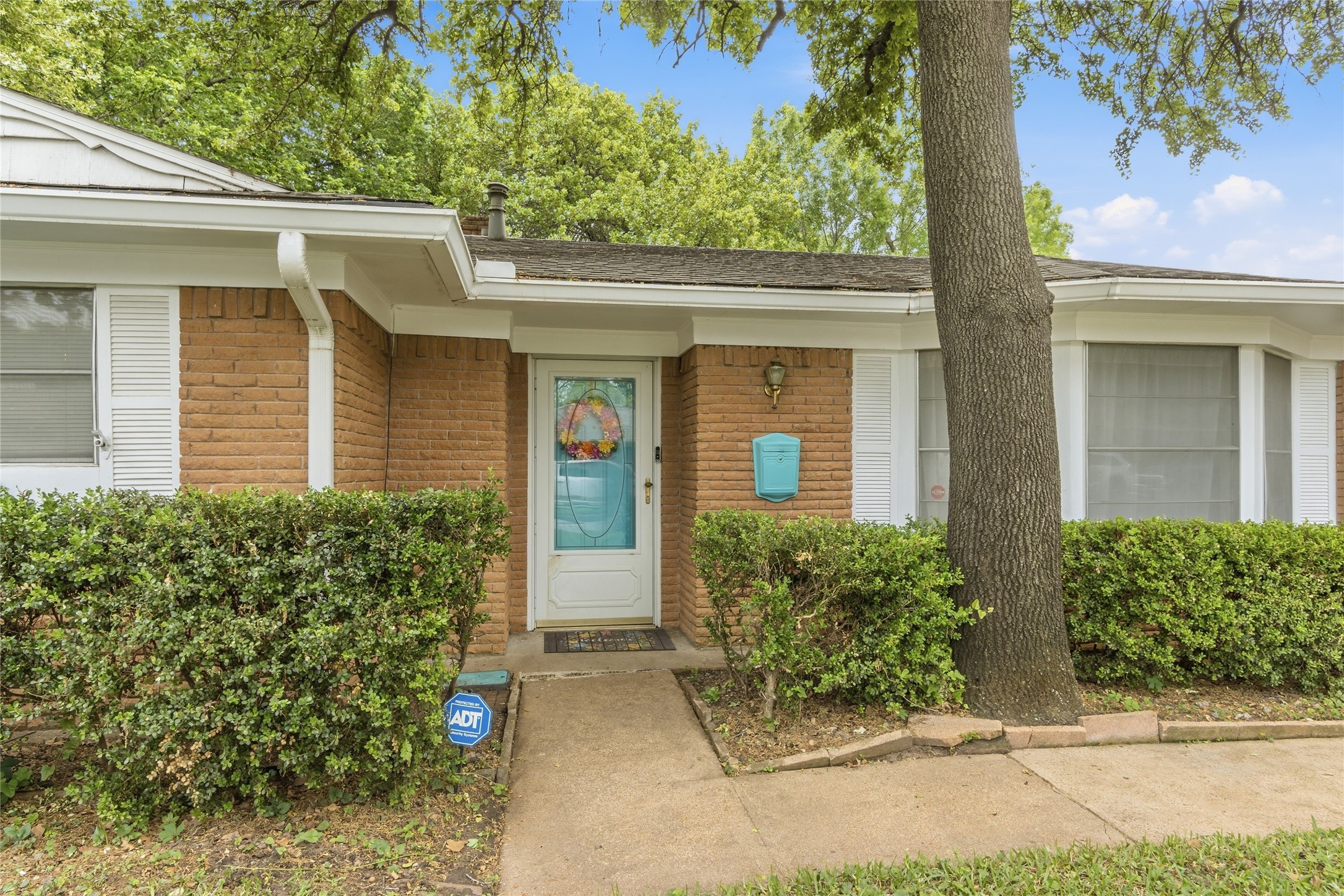 1508 Dory Lane Irving TX 75061