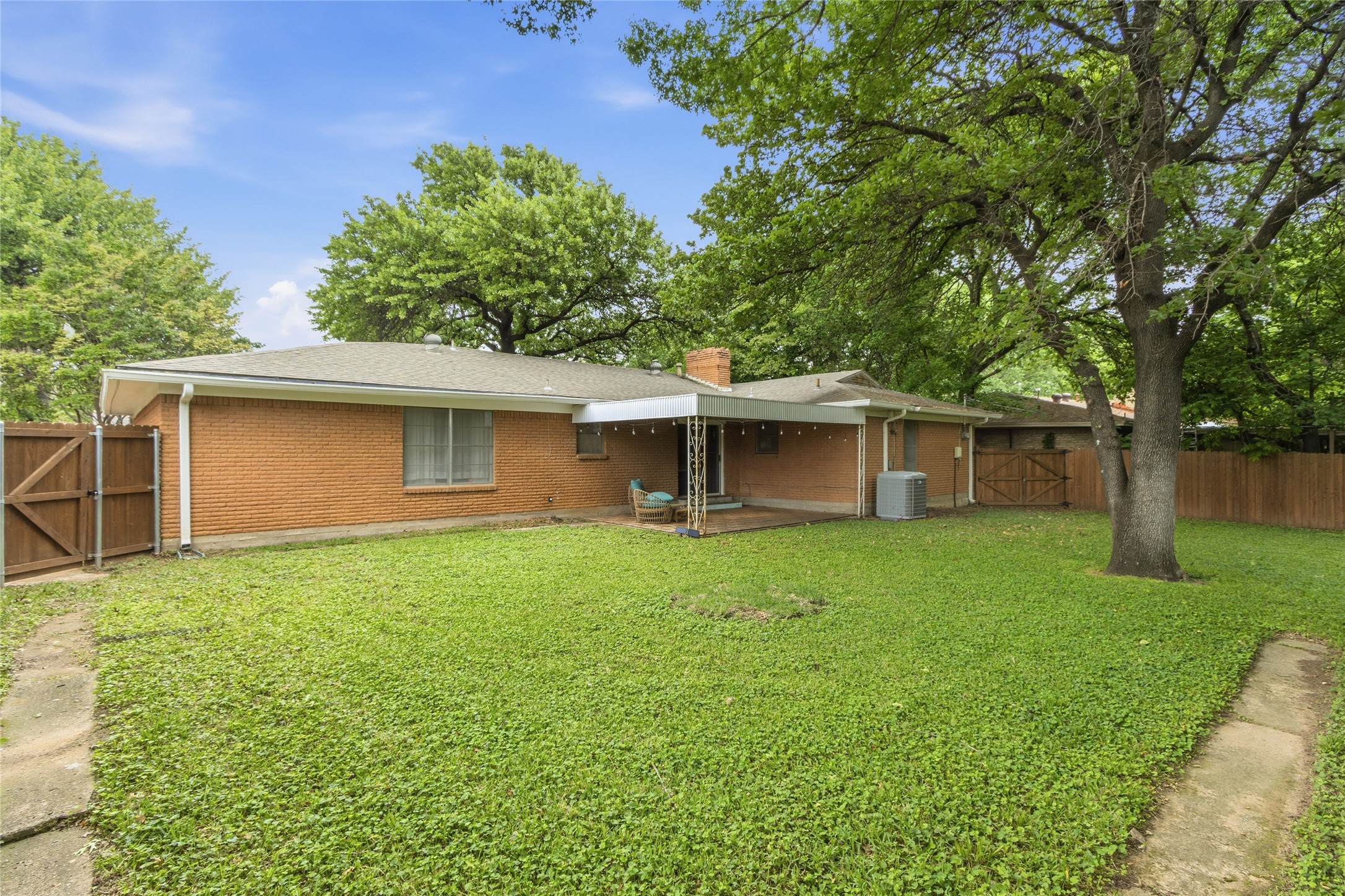 1508 Dory Lane Irving TX 75061