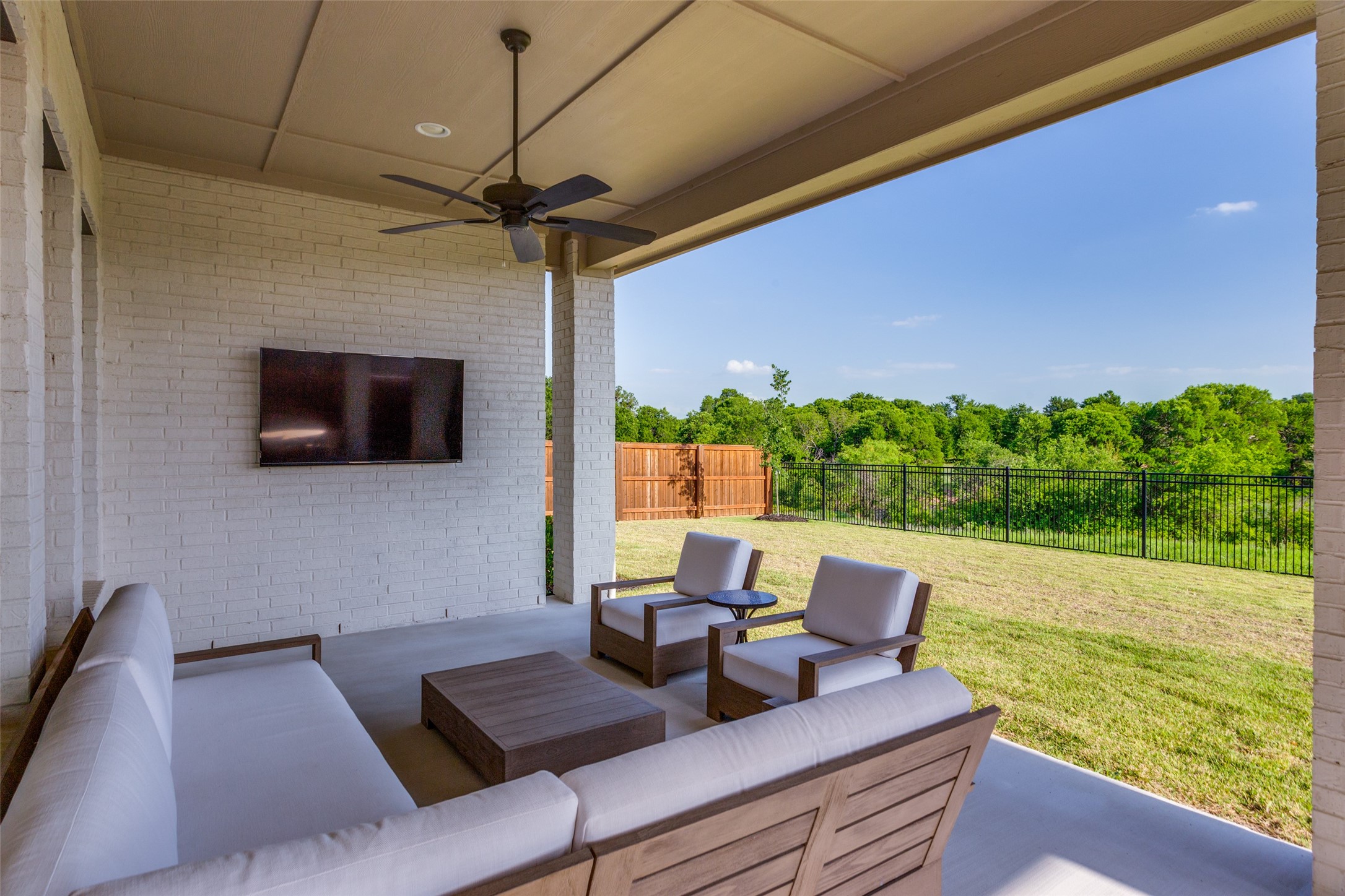 13221 Meadow Cross Drive Fort Worth TX 76008