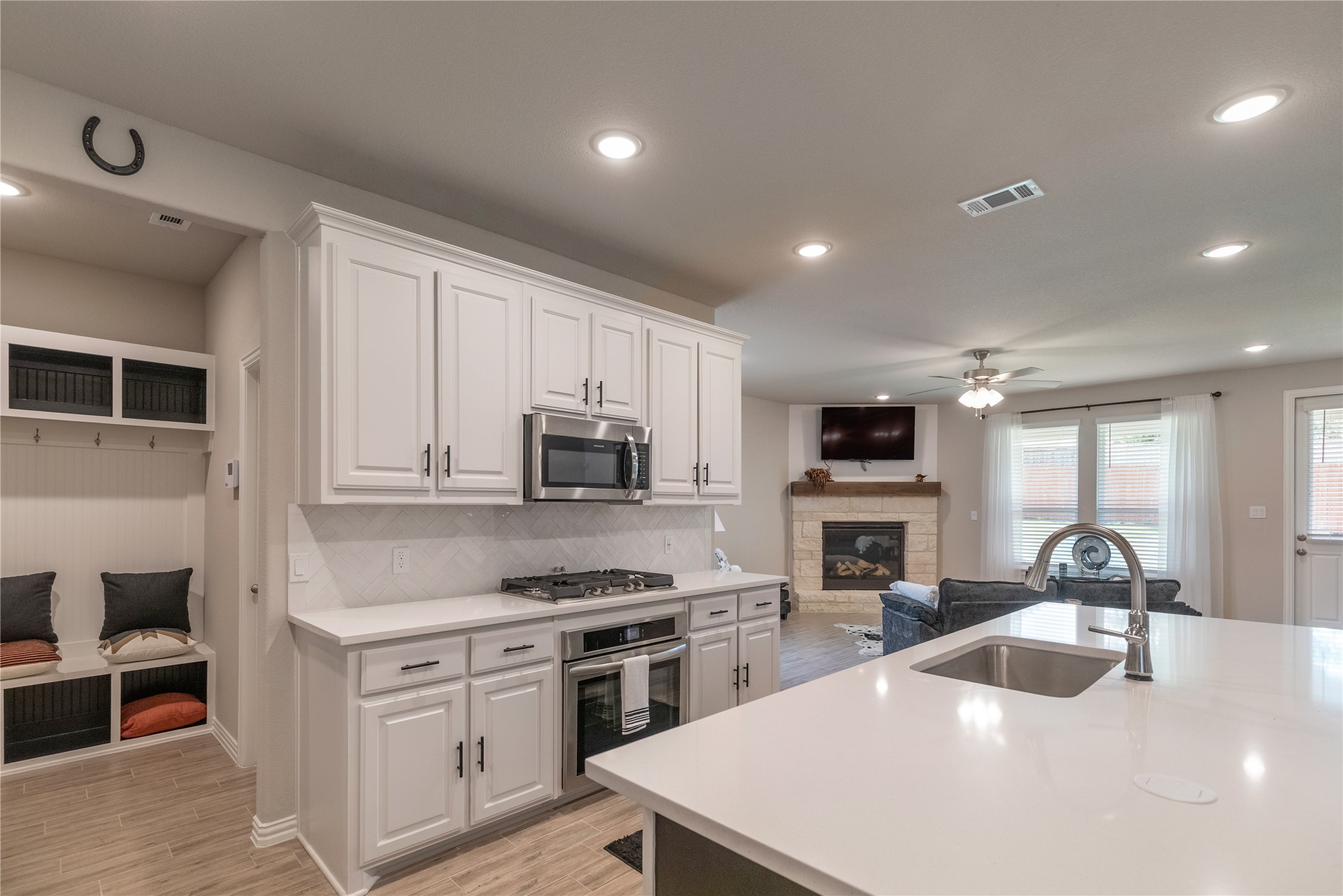 1412 Whitetail Lane Azle TX 76020