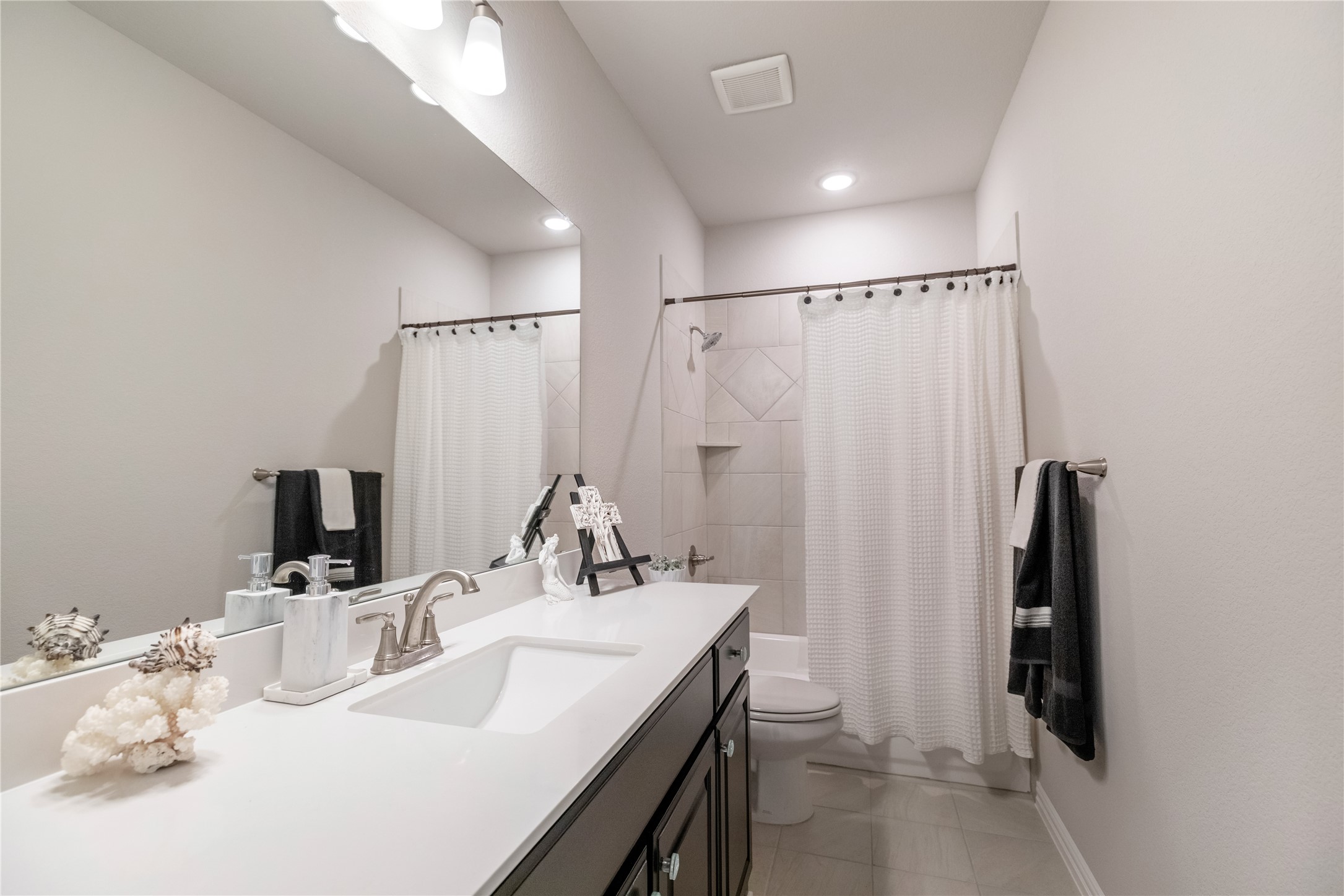 1412 Whitetail Lane Azle TX 76020