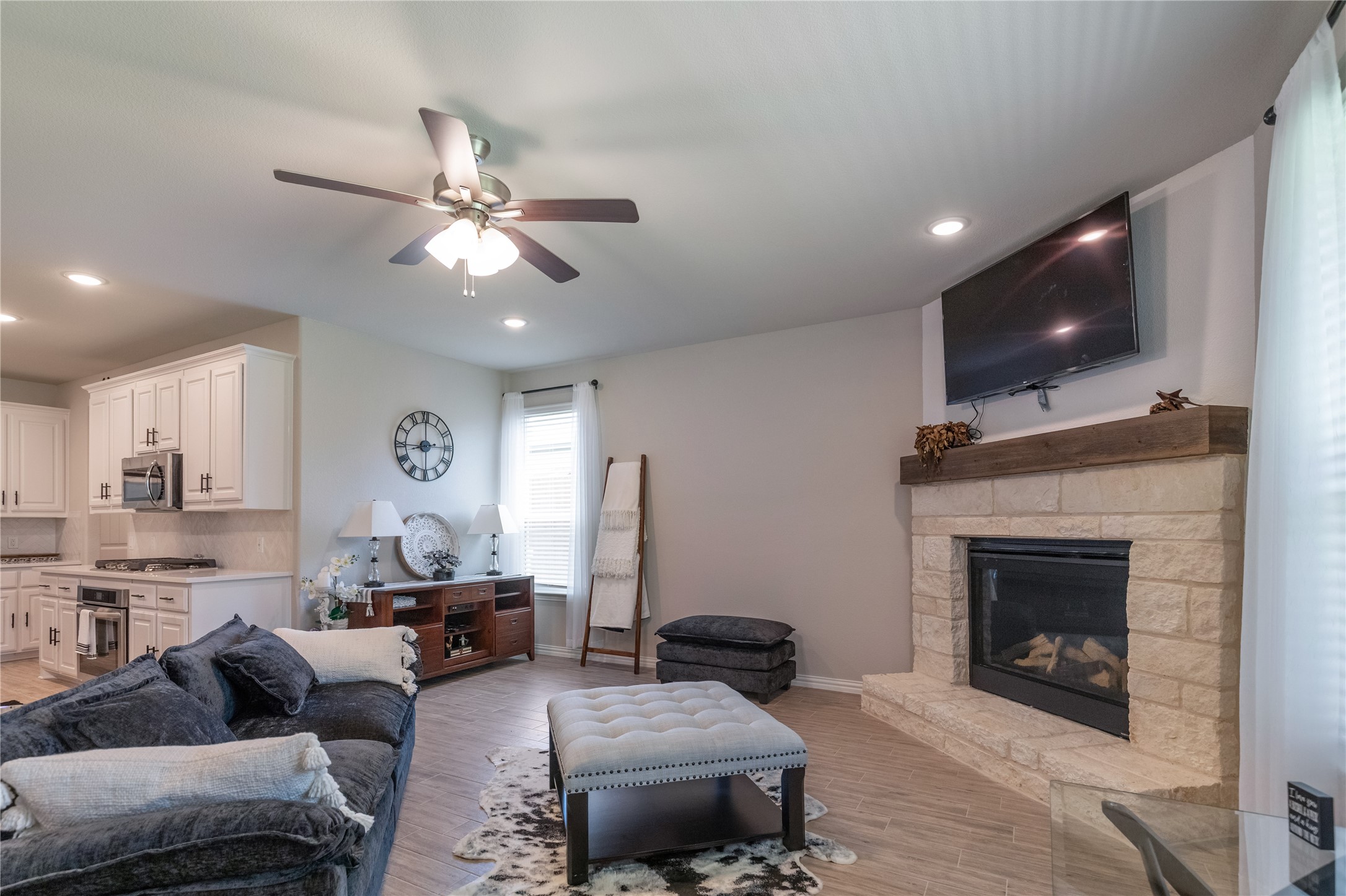 1412 Whitetail Lane Azle TX 76020