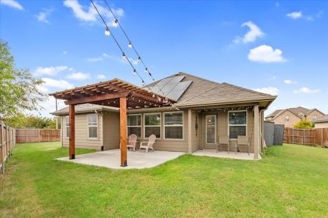 1200 Queens Brook Lane Fort Worth TX 76140