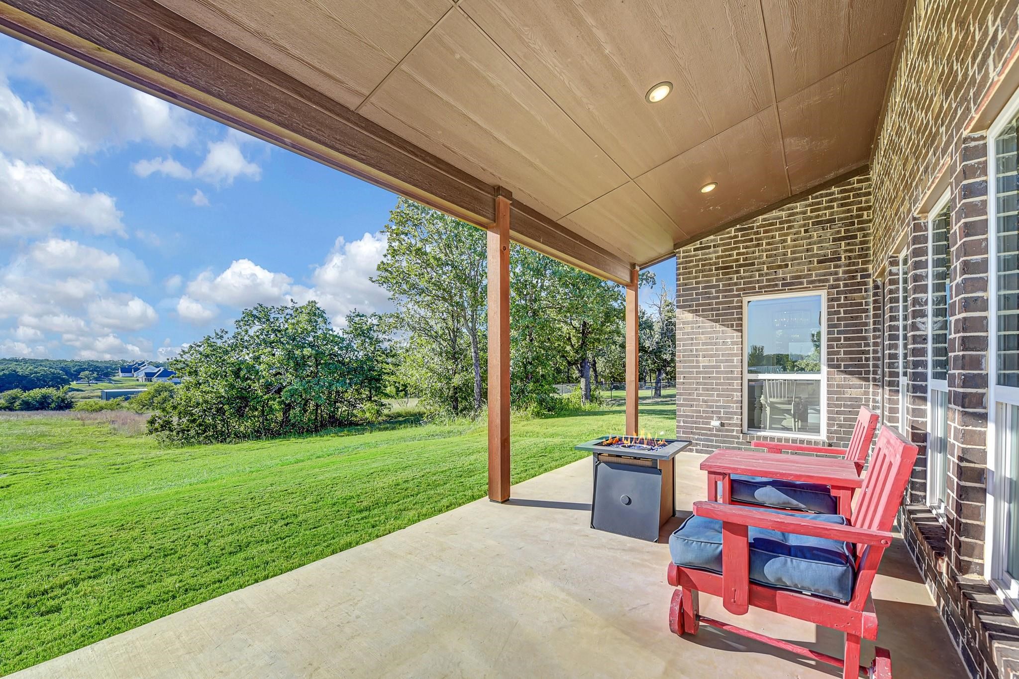 248 County Road 3451 Paradise TX 76073