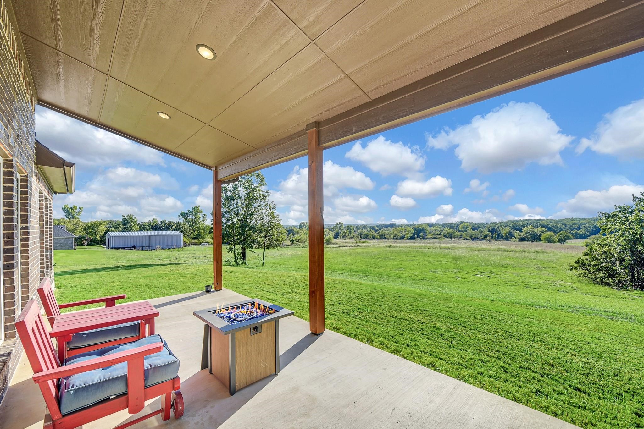 248 County Road 3451 Paradise TX 76073