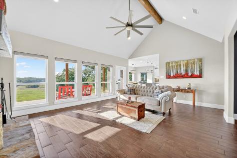 248 County Road 3451 Paradise TX 76073