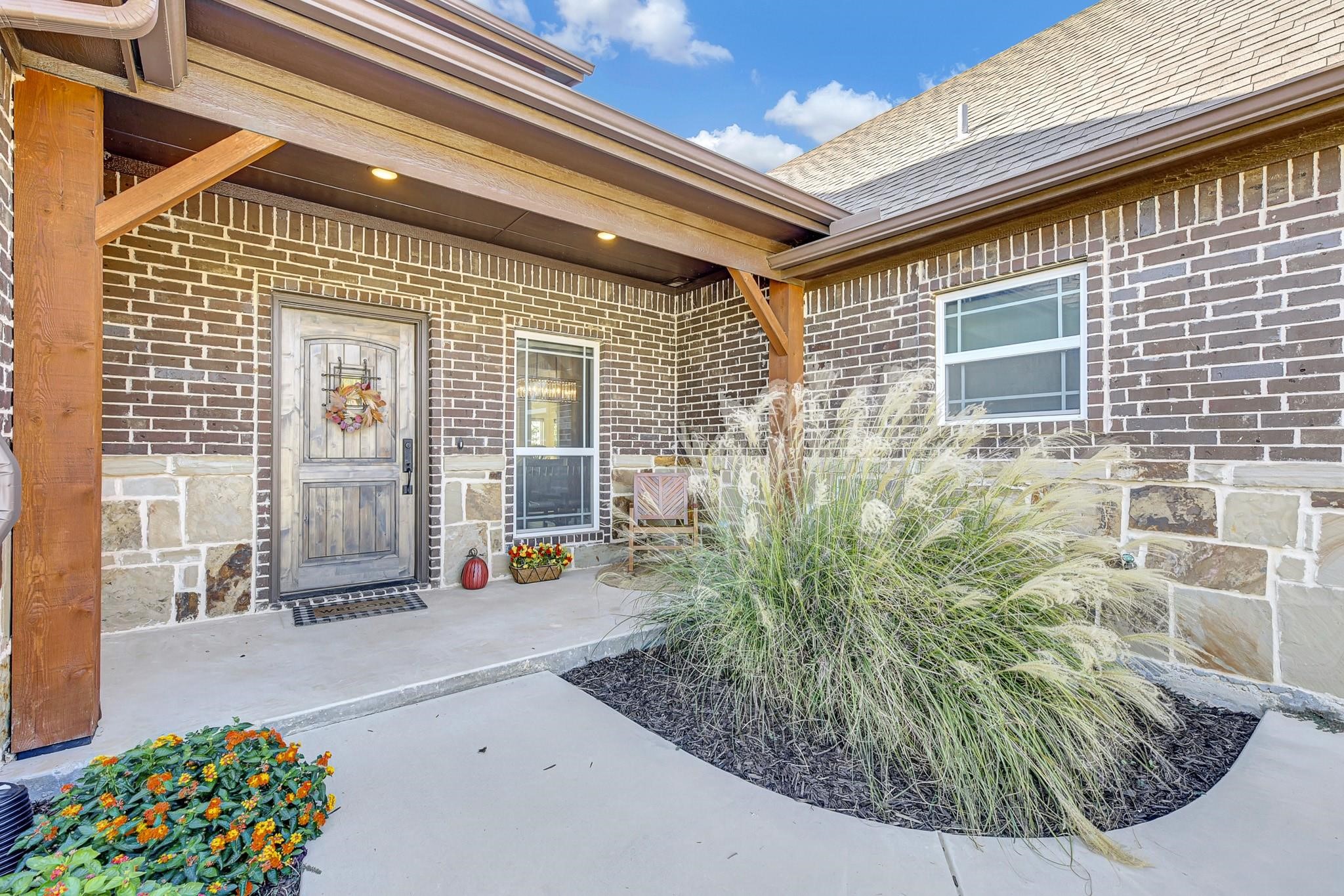 248 County Road 3451 Paradise TX 76073