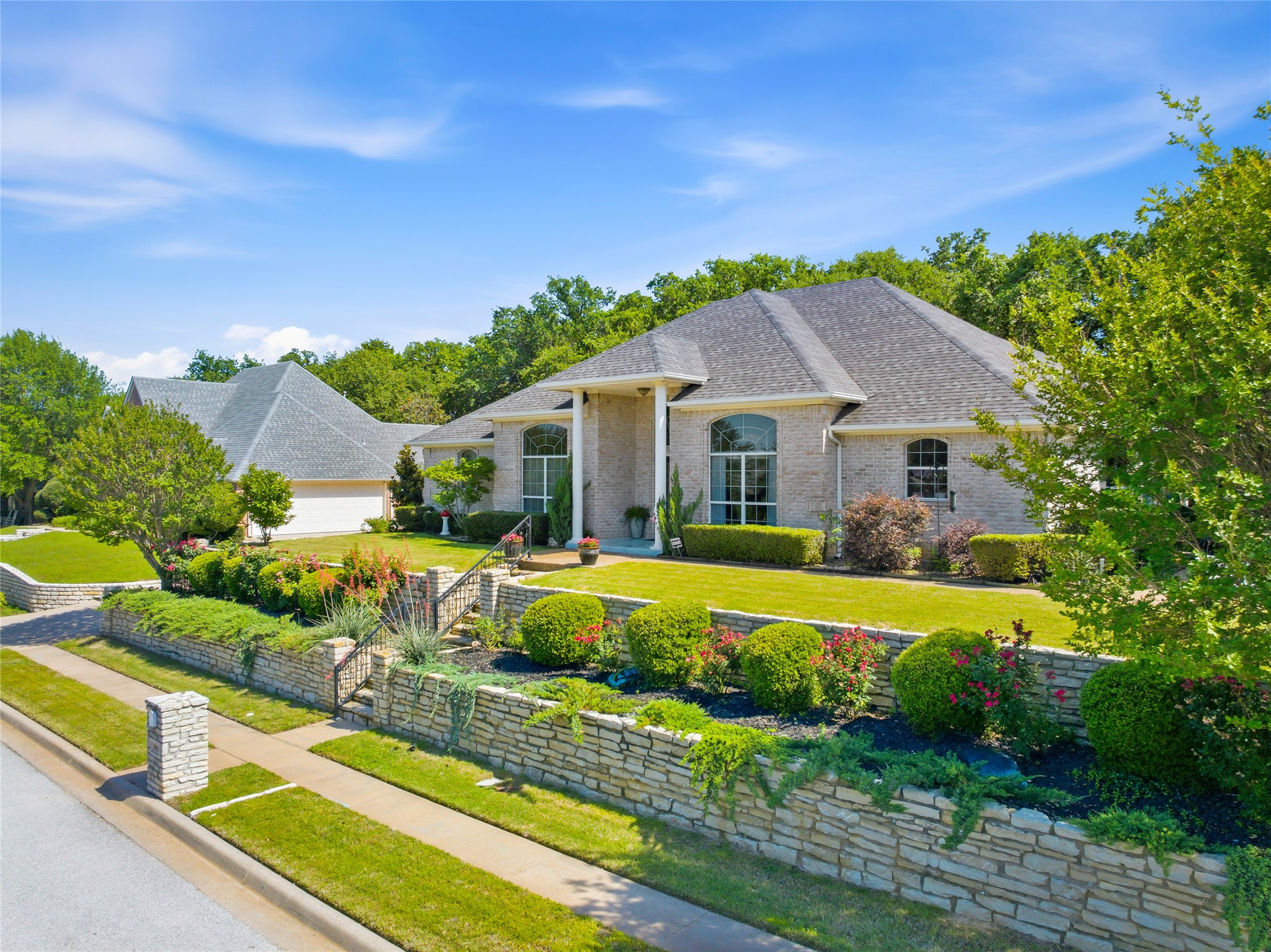 1910 Maplewood Drive Weatherford TX 76087