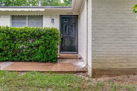 1209 Edgemont Drive Mesquite TX 75149