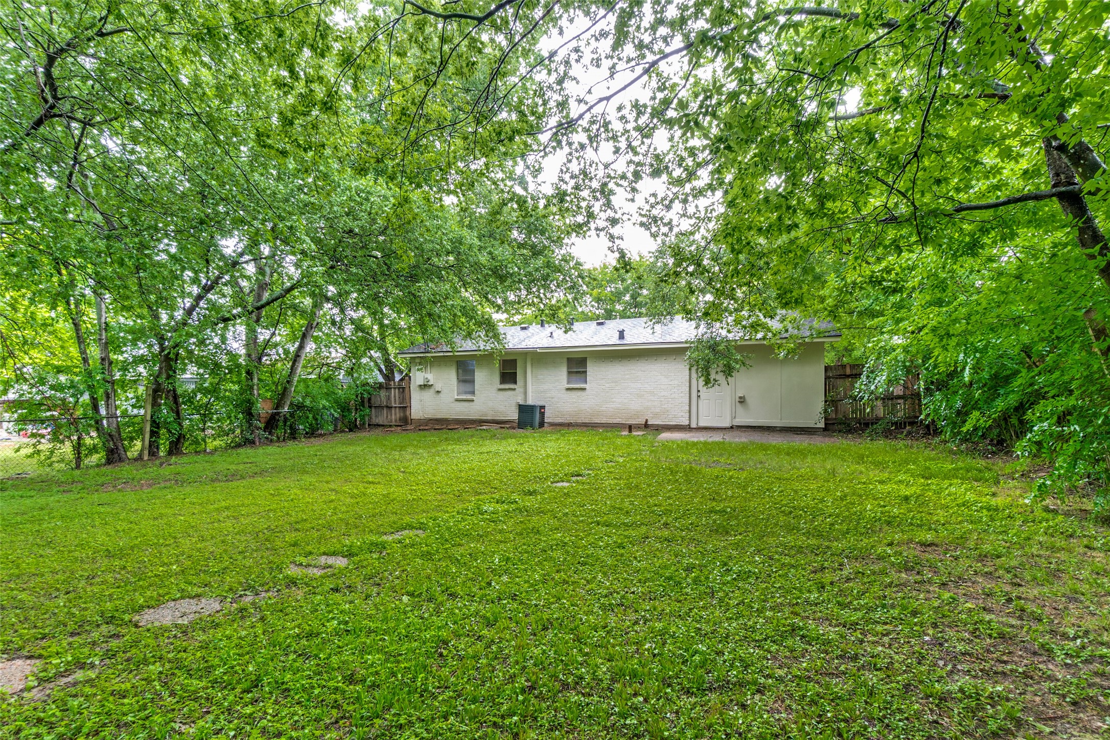 1209 Edgemont Drive Mesquite TX 75149