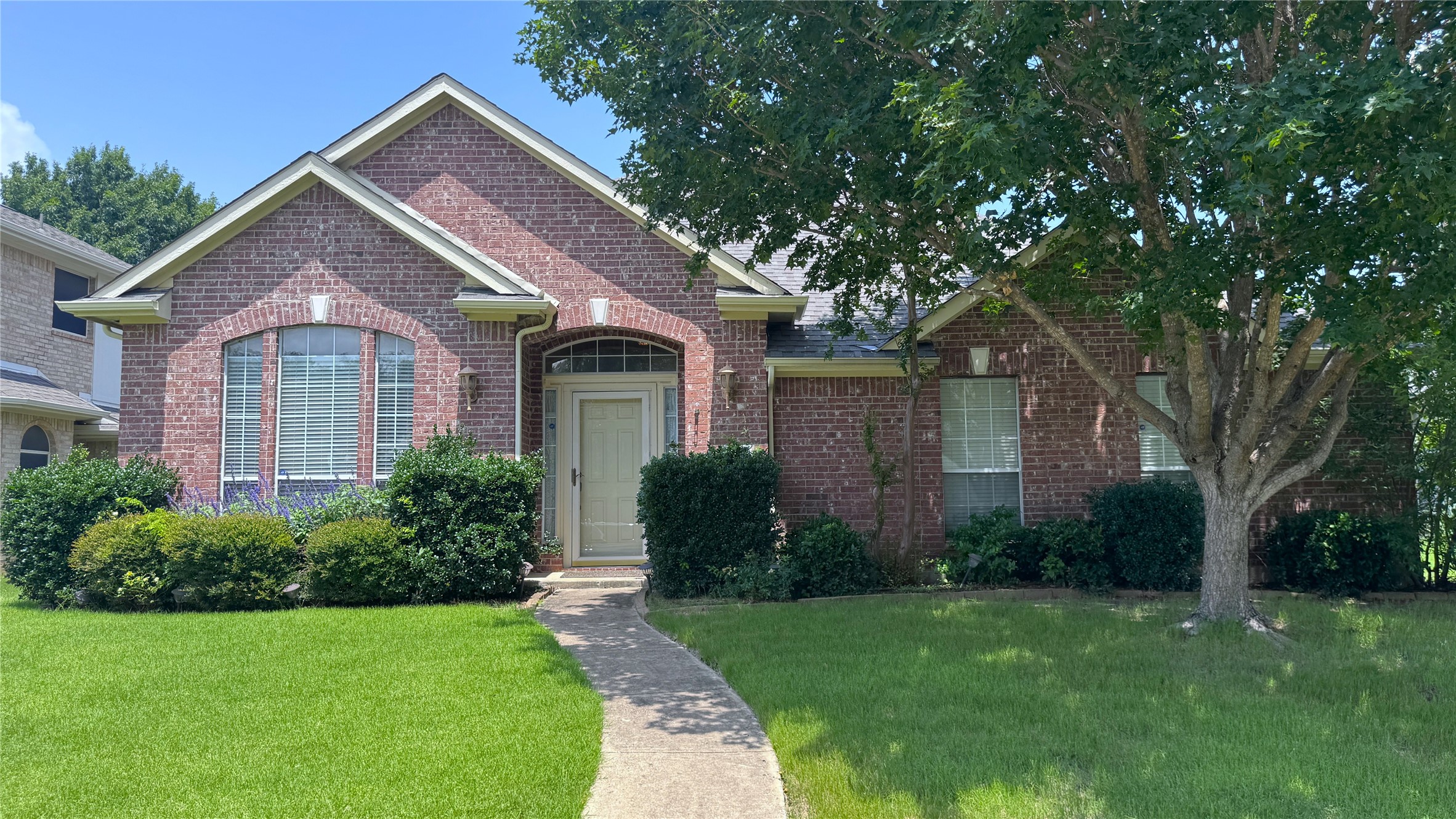 2217 Lone Pecan Drive Garland TX 75040