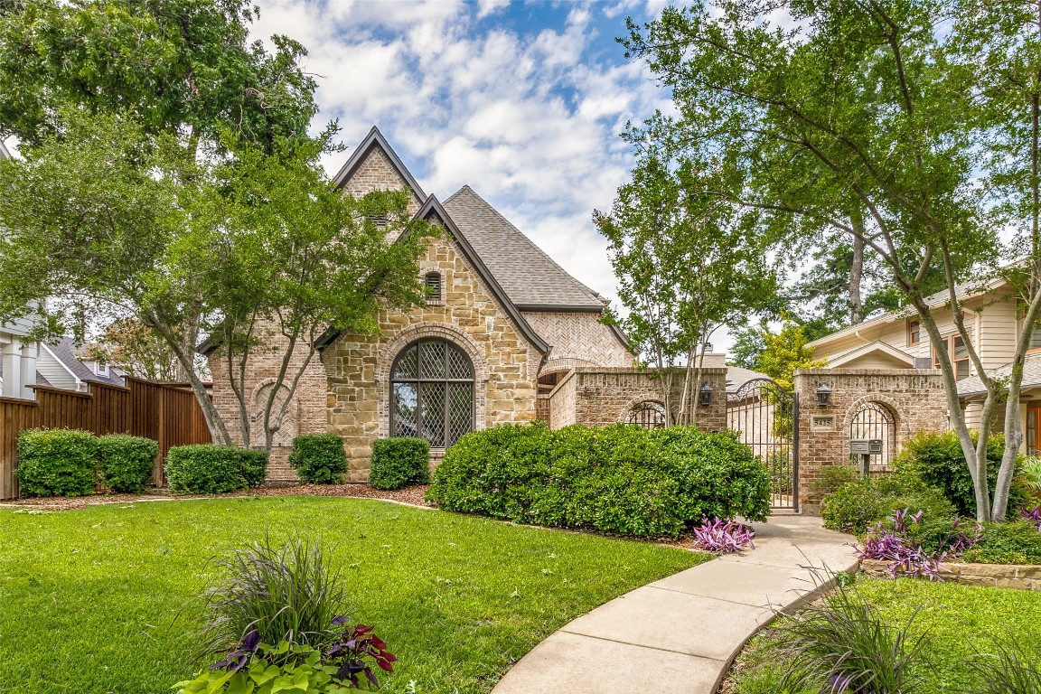 5425 Vickery Boulevard Dallas TX 75206