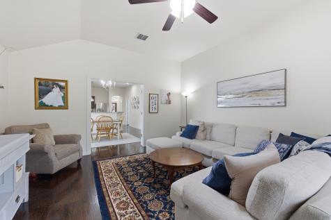 10809 Valor Trail Fort Worth TX 76108