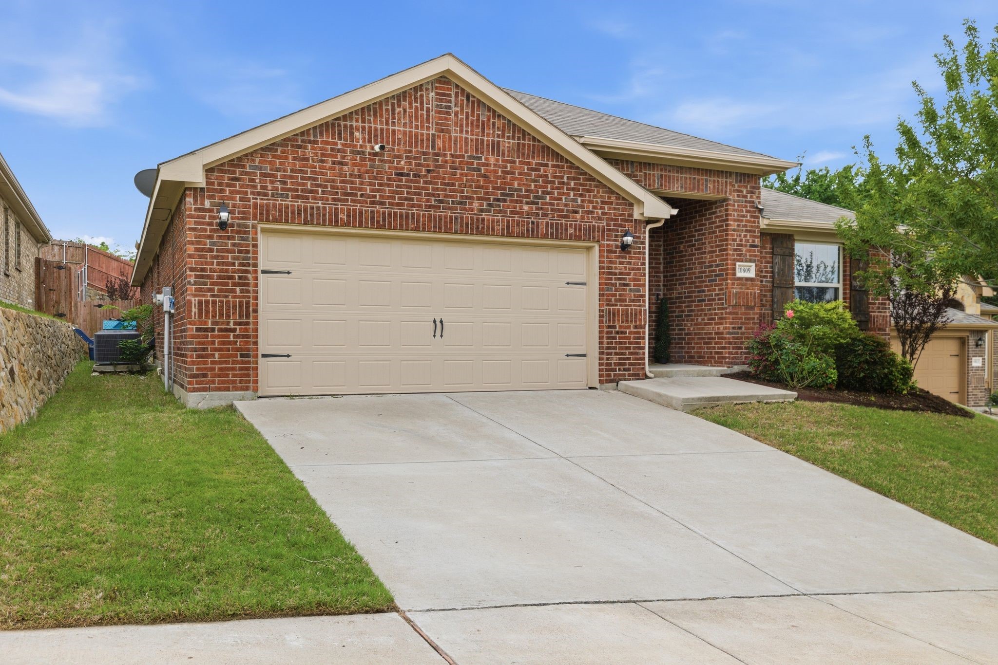 10809 Valor Trail Fort Worth TX 76108