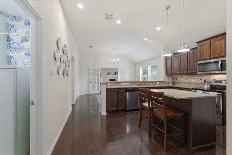 10809 Valor Trail Fort Worth TX 76108
