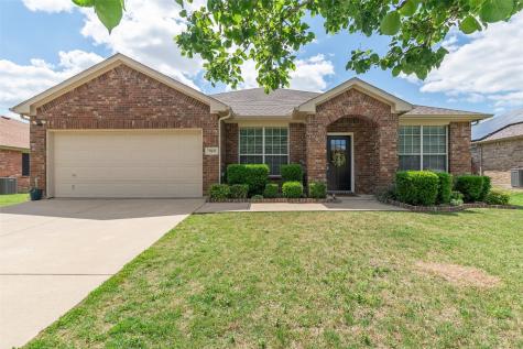 709 Bowie Lane Mansfield TX 76063