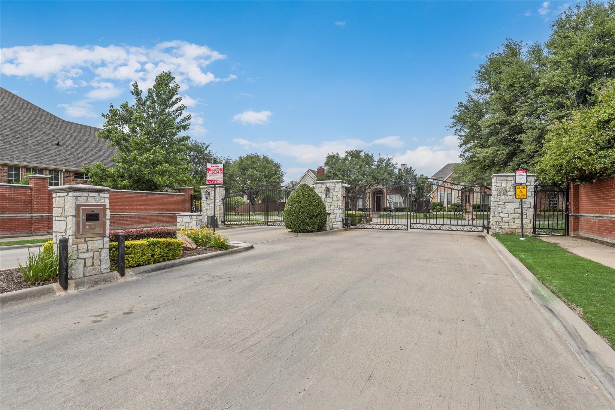 8609 Old Oak Drive Irving TX 75063