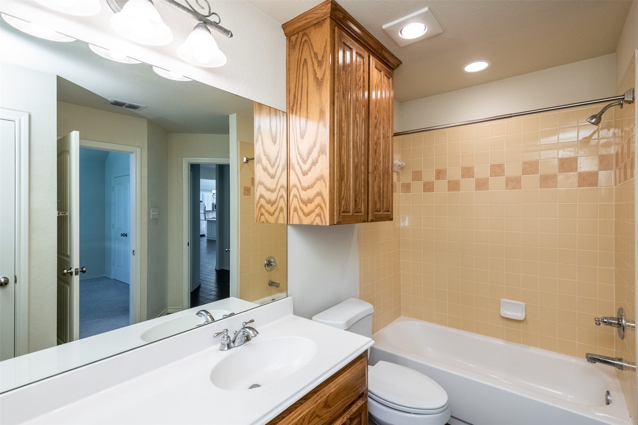 10913 Golfview Way Benbrook TX 76126