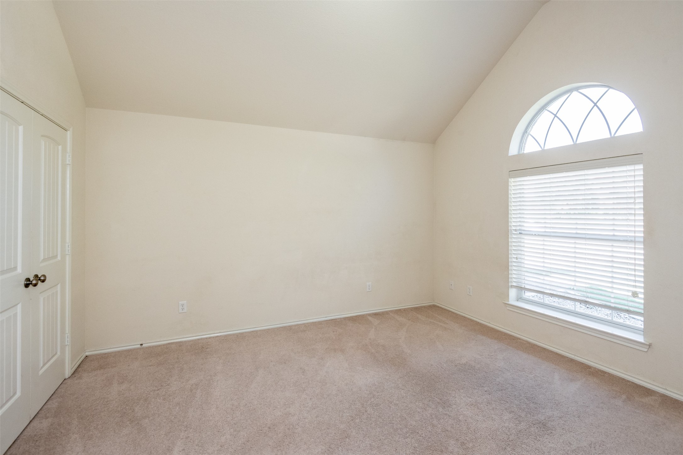 10913 Golfview Way Benbrook TX 76126