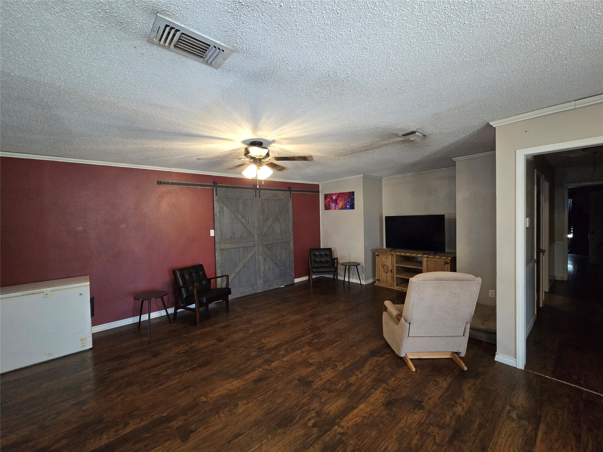 201 Robin Way Street Mount Vernon TX 75457