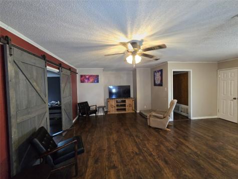 201 Robin Way Street Mount Vernon TX 75457