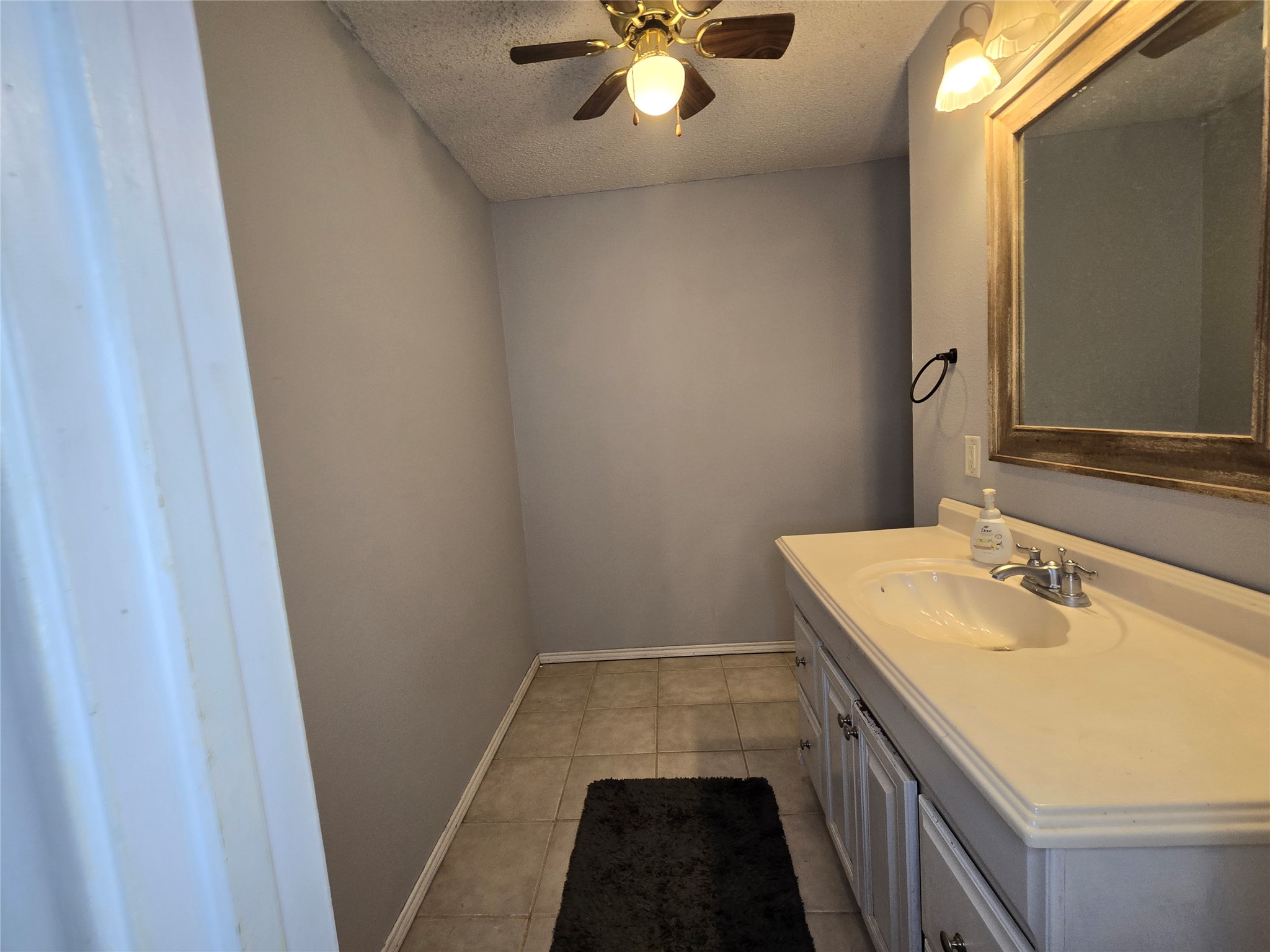 201 Robin Way Street Mount Vernon TX 75457
