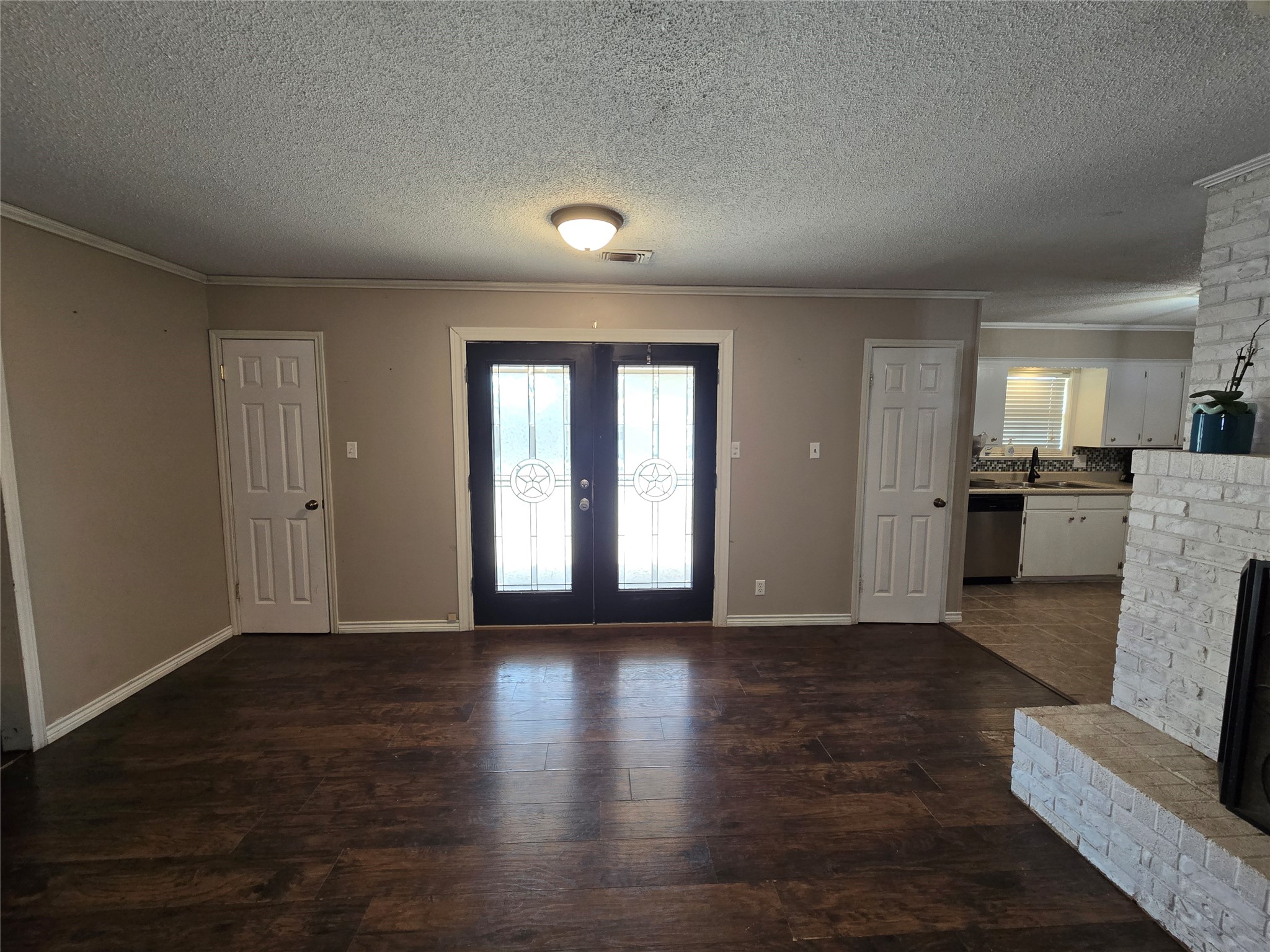 201 Robin Way Street Mount Vernon TX 75457