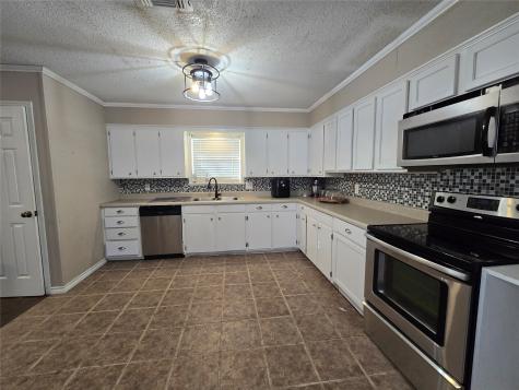 201 Robin Way Street Mount Vernon TX 75457