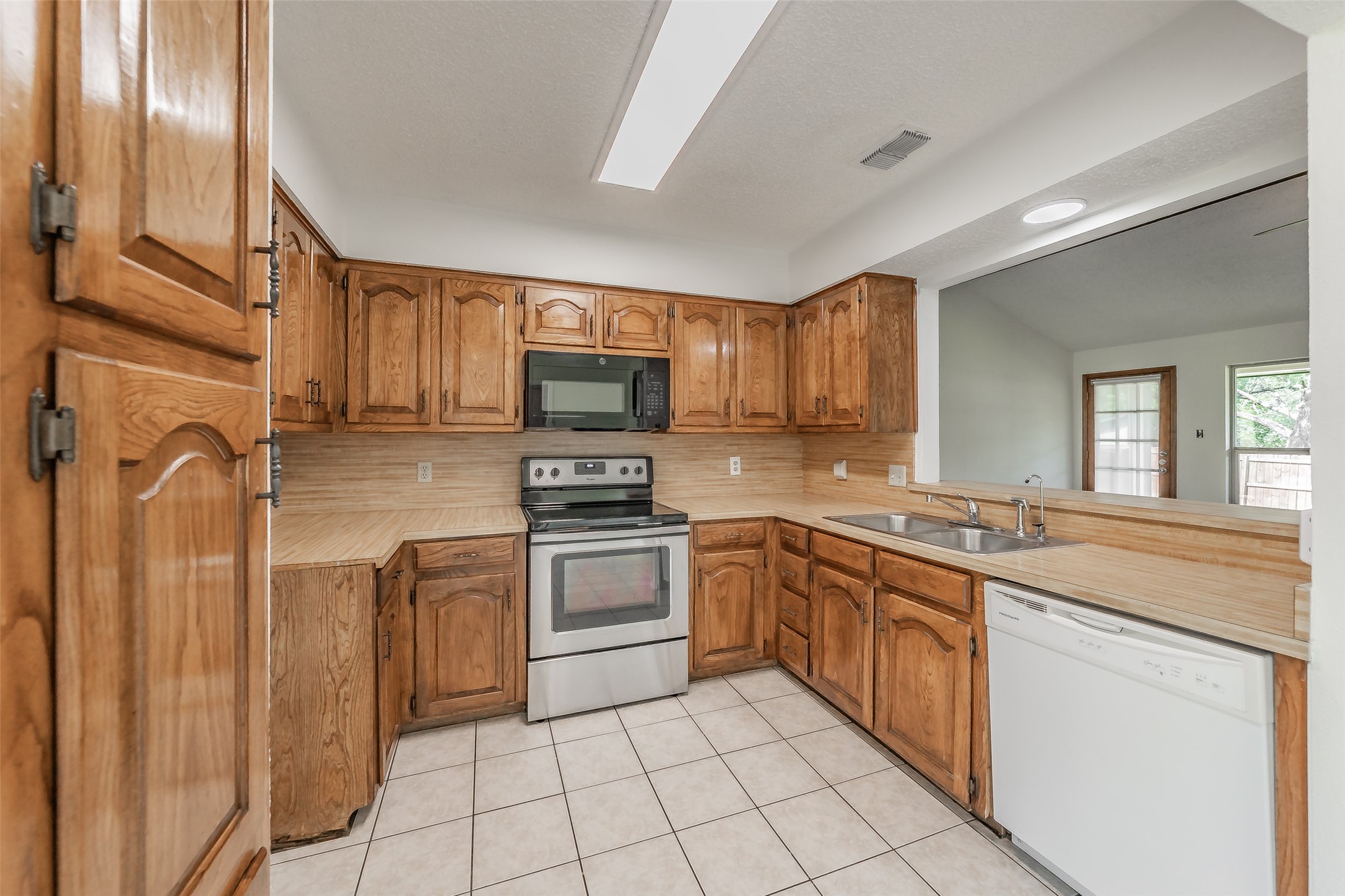 1719 Sagebrush Trail Grapevine TX 76051