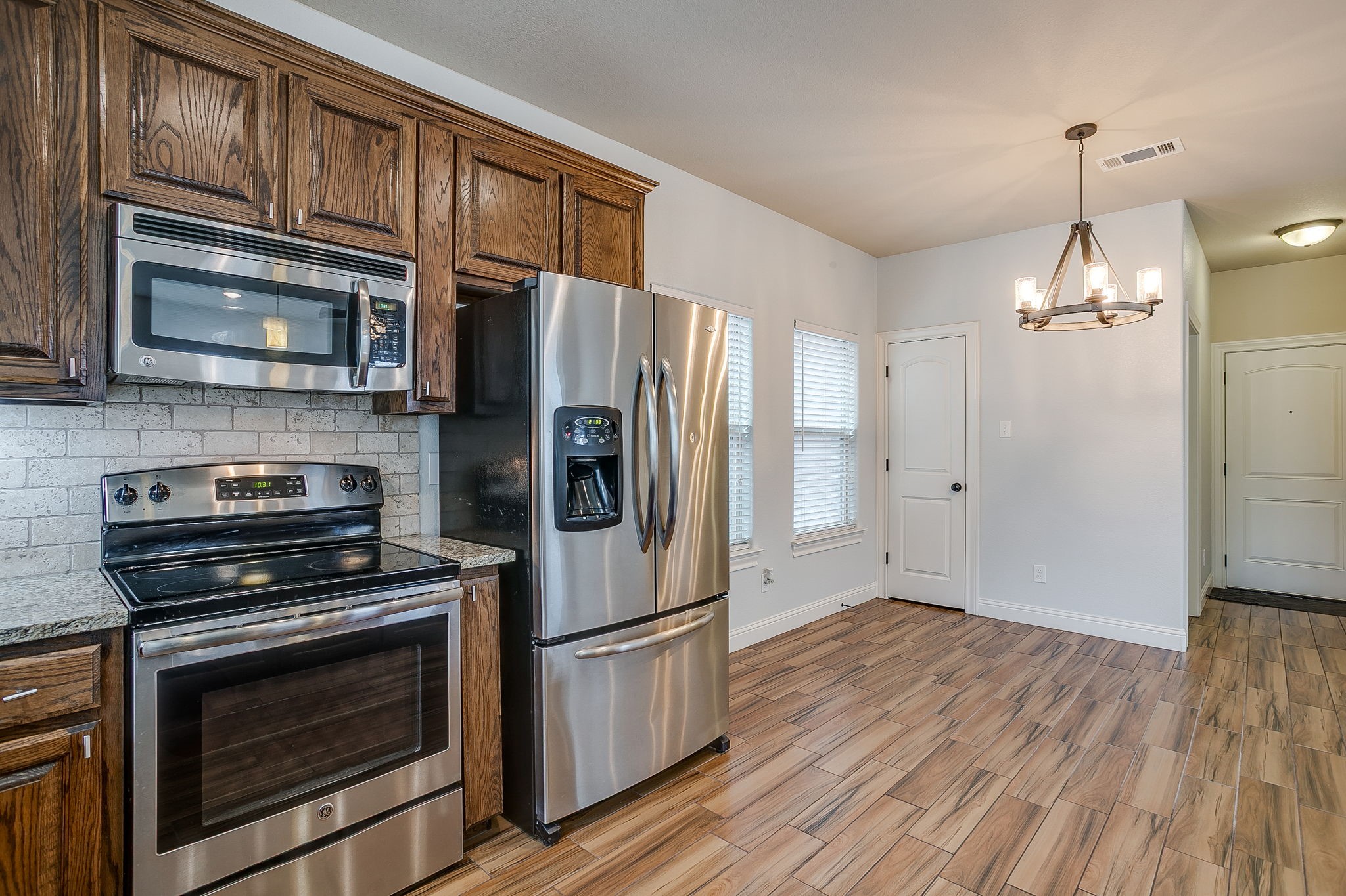 4912 Ridglea Hills Court Fort Worth TX 76116