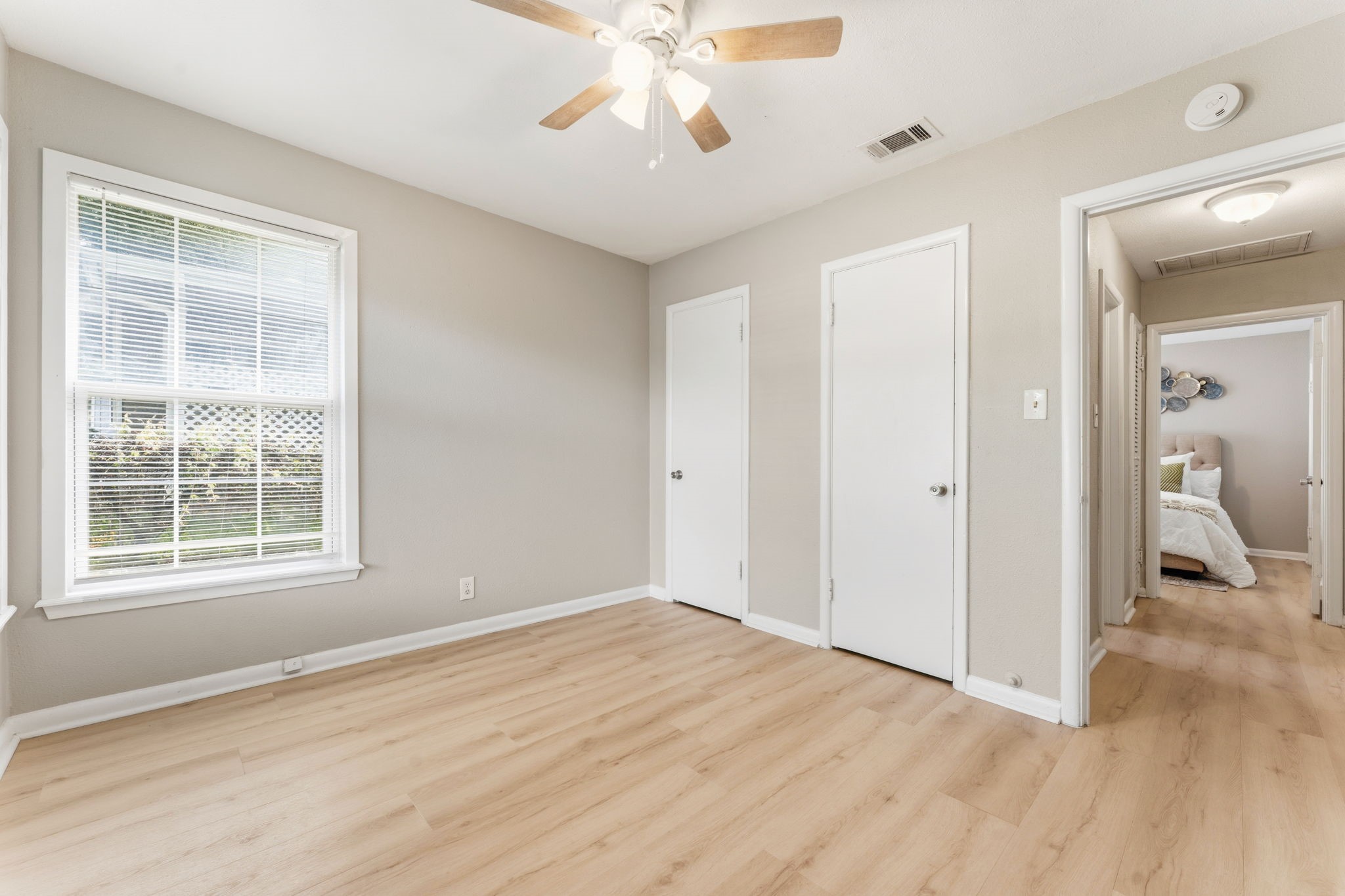 1236 S Brazos Street Weatherford TX 76086