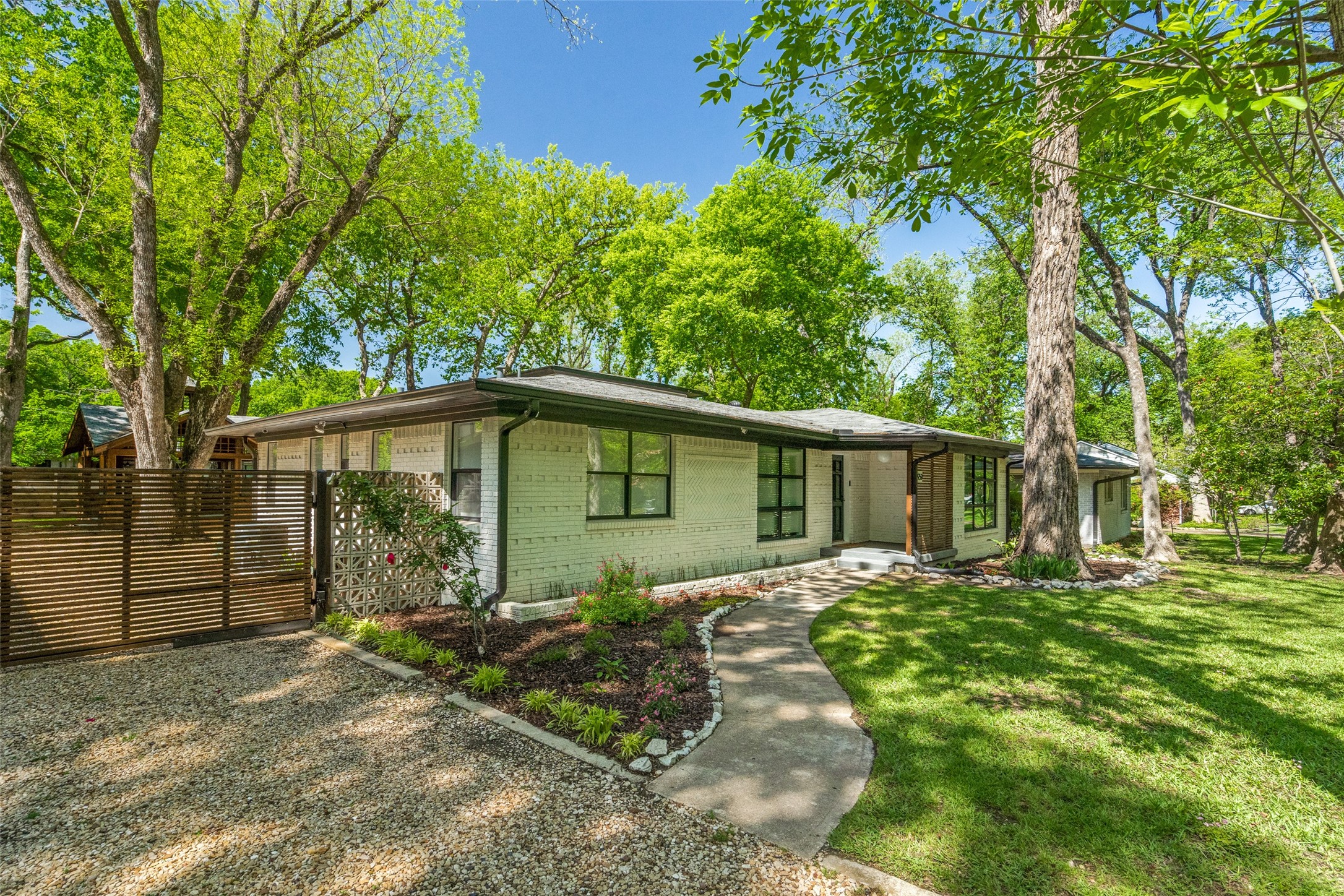 959 Sylvania Drive Dallas TX 75218