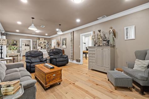 918 N Montgomery Street Gilmer TX 75644