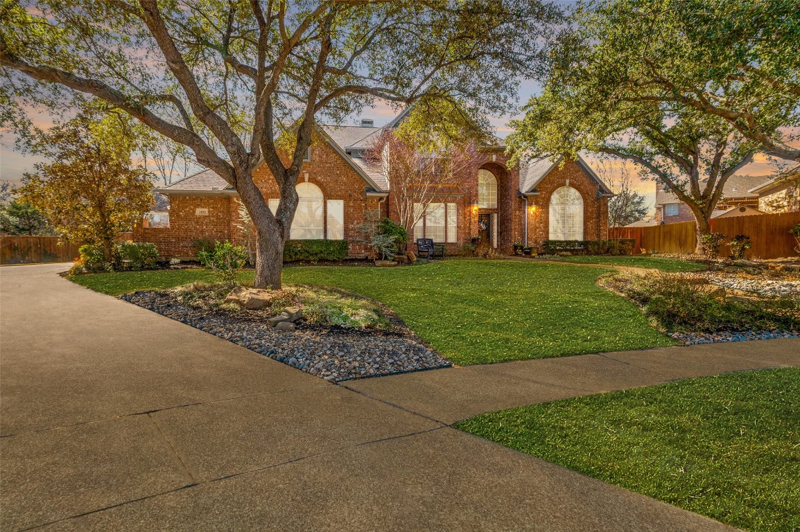 1402 Chelsea Circle Southlake TX 76092