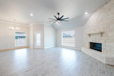 809 Sunnys Halo Drive Hewitt TX 76643