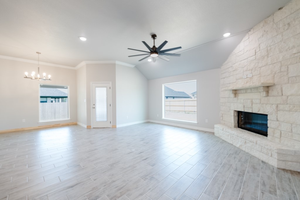 809 Sunnys Halo Drive Hewitt TX 76643
