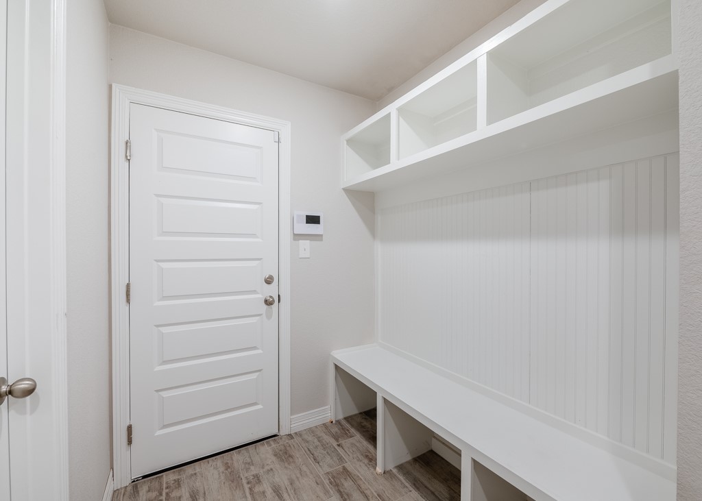 809 Sunnys Halo Drive Hewitt TX 76643