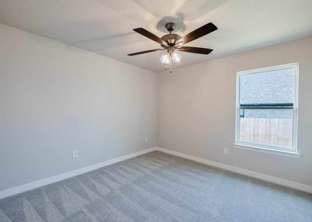 809 Sunnys Halo Drive Hewitt TX 76643