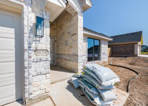 809 Sunnys Halo Drive Hewitt TX 76643