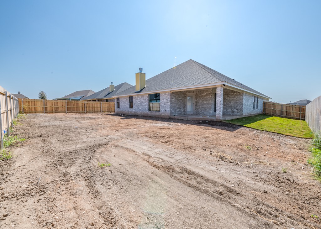 809 Sunnys Halo Drive Hewitt TX 76643