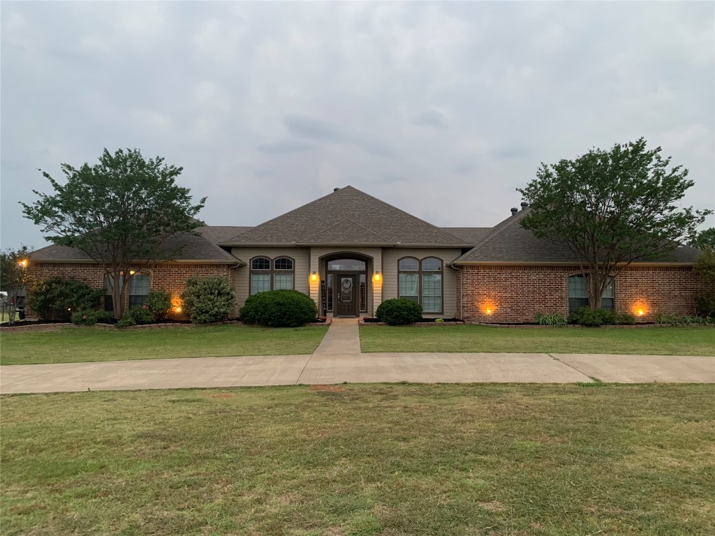 861 Black Champ Road Waxahachie TX 75167
